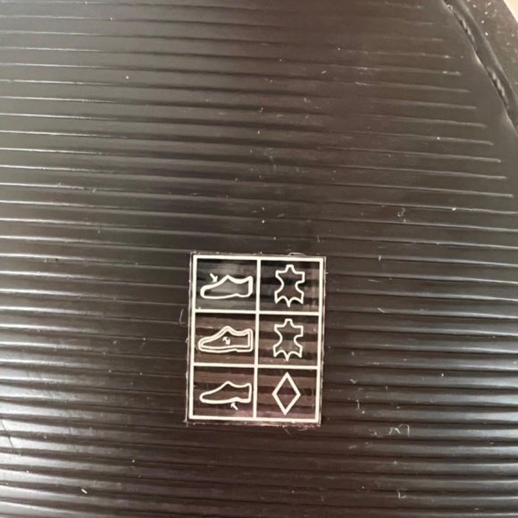 Womans Coach loafers size 7 - Picture 5 of 9